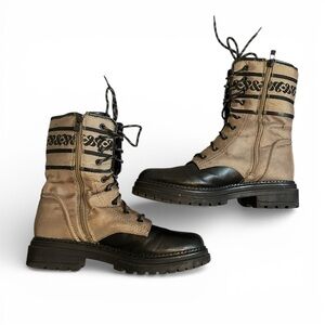 Tan & Black Combat Boots Size 11 Lace-Up Zip Military Style